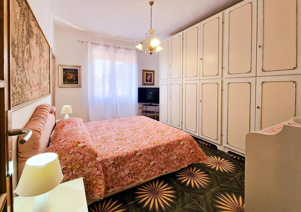 Murphy Holiday Homes - Residenza Nadia La Maddalena  Kültér fotó