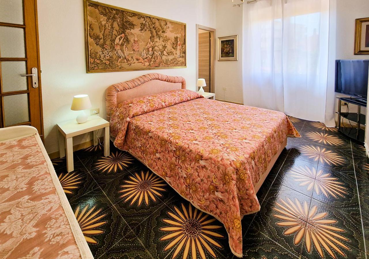 Murphy Holiday Homes - Residenza Nadia La Maddalena  Kültér fotó