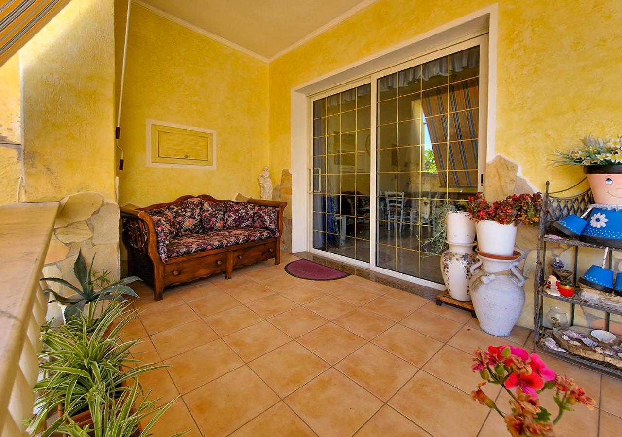 Murphy Holiday Homes - Residenza Nadia La Maddalena  Kültér fotó